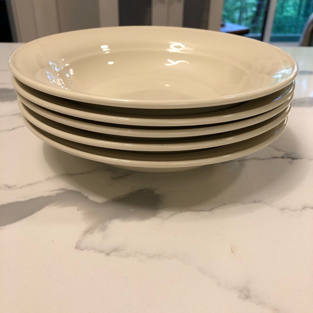 Nancy Calhoun Vintage Vanilla Japan Rim Soup/Salad Bowls (5)